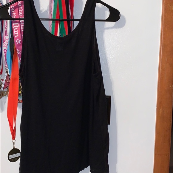 Sequin tank - Picture 3 of 3